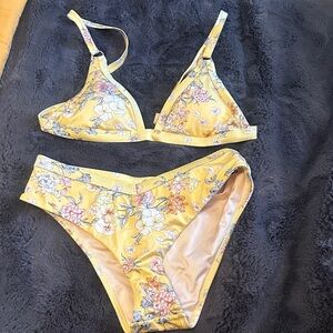 La Hearts Yellow Floral Bikini Set